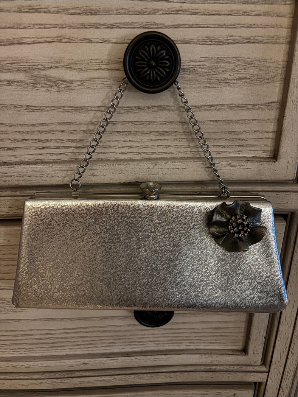 Vintage Silver Metallic Frame Clutch Purse Floral Brooch Pin Evening Bag Mad Men